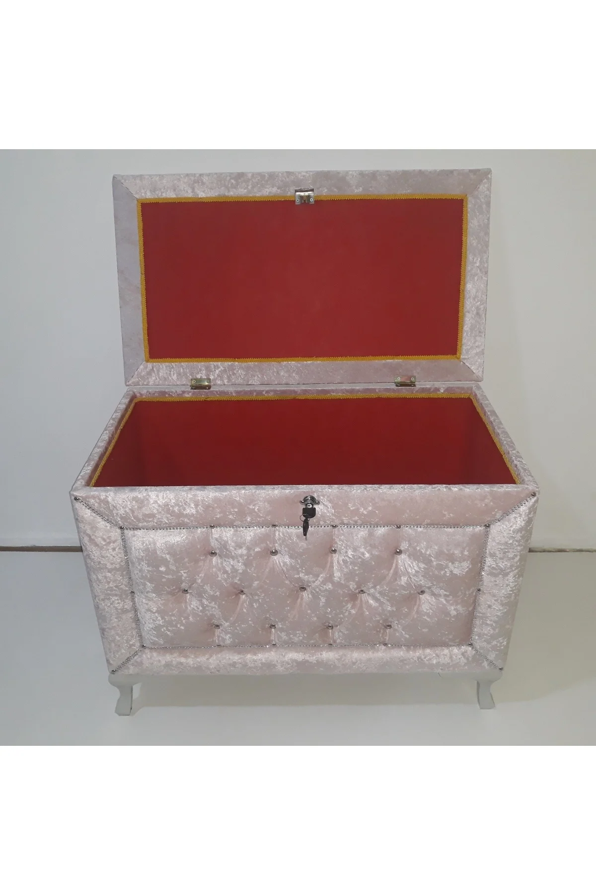 Çeyiz 13941 SANDIK Kapitone Model 3lü Set PEMBE Kadife Kumaş İçi Tela El Yapım Çeyiz 13941 SANDIK Kapitone Model 3lü Set PEMBE Kadife Kumaş İçi Tela El Yapım - Görsel 4