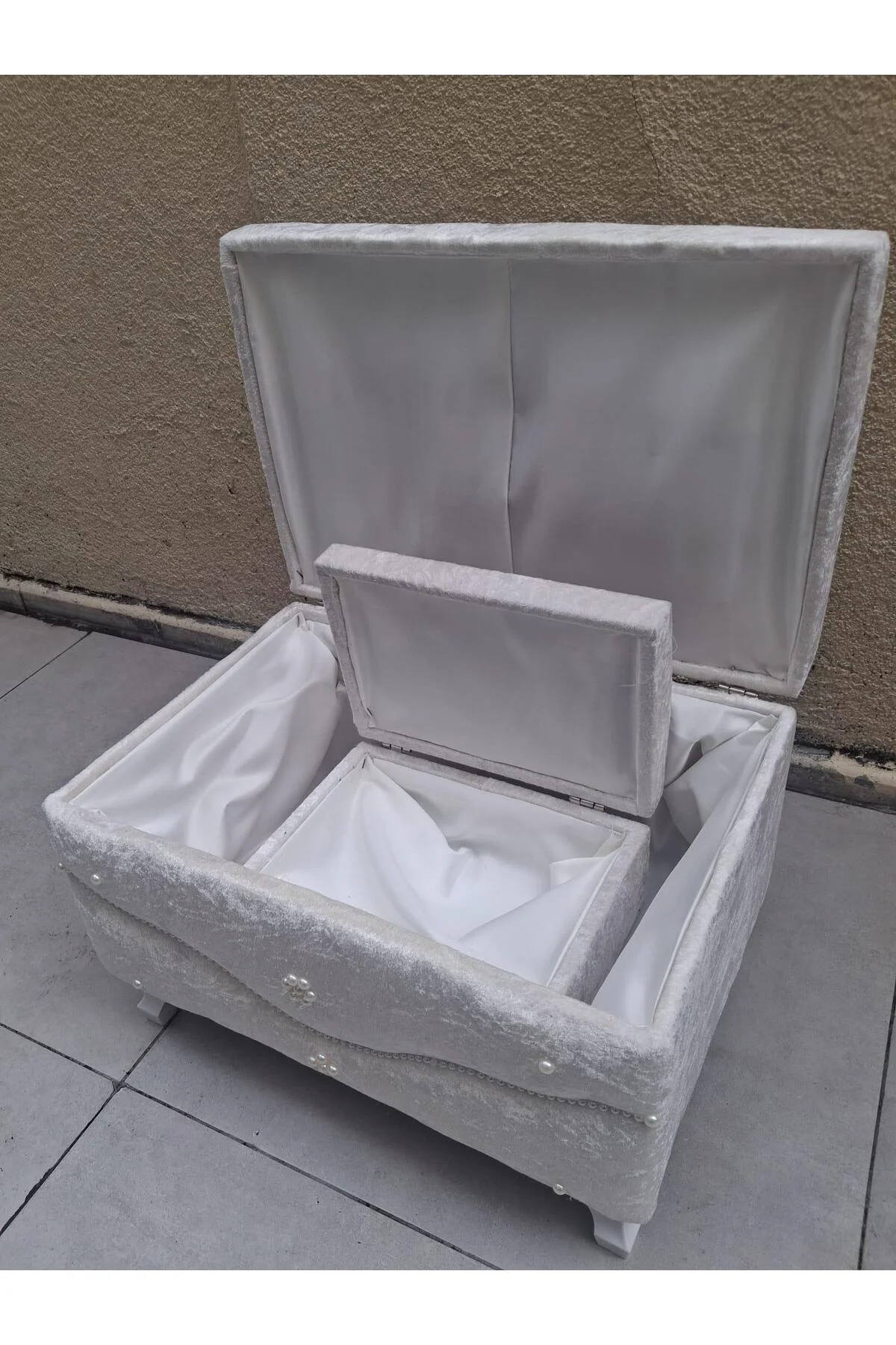 Çeyiz Sandık 12349 mini Krem Kapitone KÜÇÜK Model KREM Kadife Kumaş İçi Tela Çeyiz Sandık 12349 mini Krem Kapitone KÜÇÜK Model KREM Kadife Kumaş İçi Tela