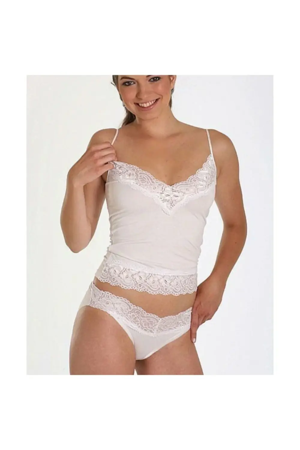 Çeyizlik Dantelli Atlet Külot Takım Ekru Renk