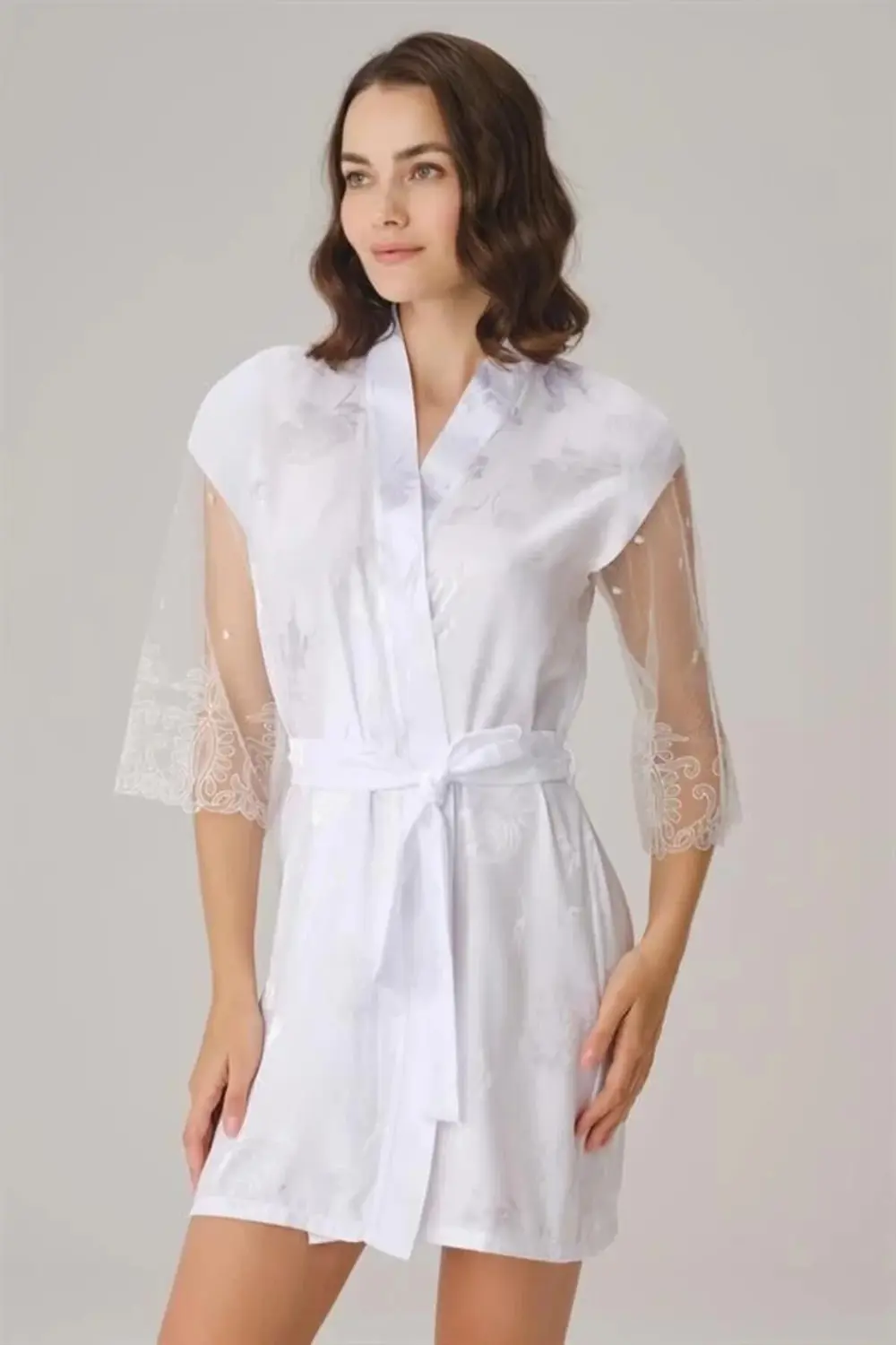 Çeyizlik Uzun Kol V Yaka Kadın Saten Düz Yazlık Mini Dantel Detay