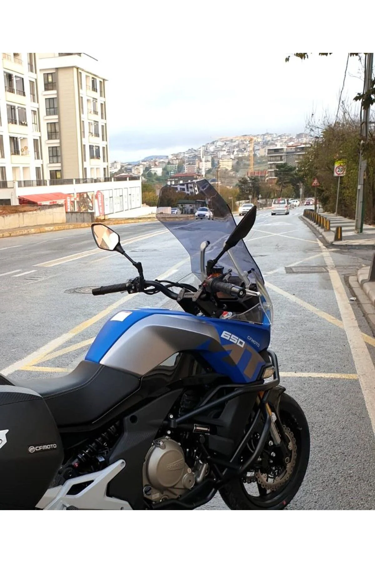 CF Moto 650 MT Ön Cam 2016-2026 Model 56cm Füme Renkli 4mm