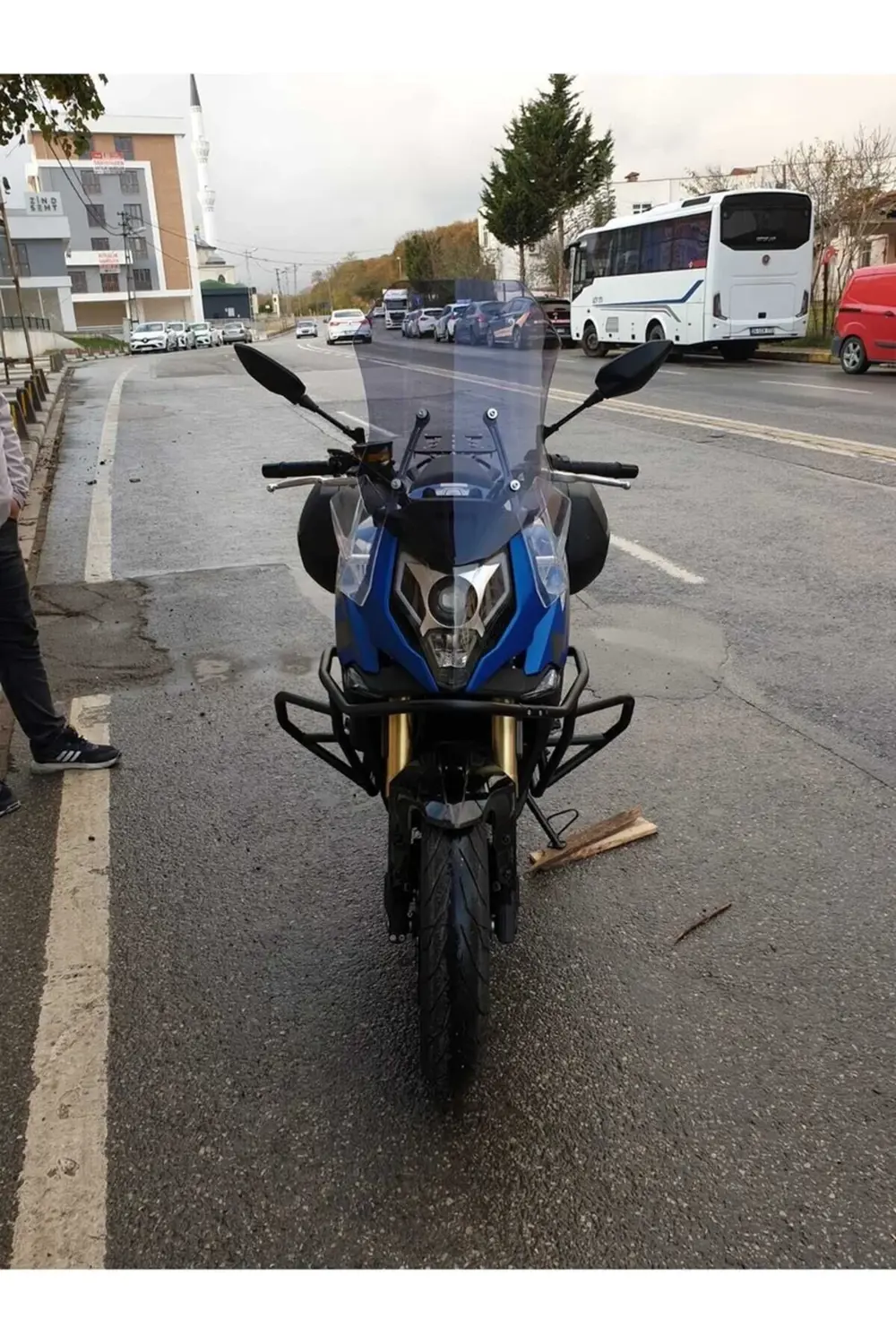 CF Moto 650 MT Ön Cam 2025 Model 56cm Füme Renk 4mm UZUN