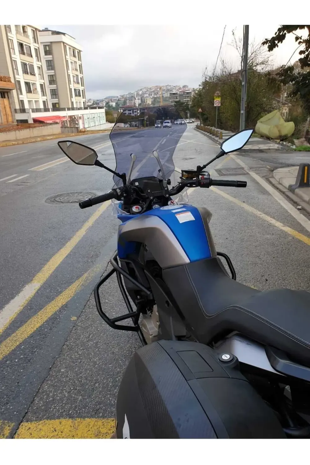 CF Moto 650 MT Ön Cam 2025 Model 56cm Füme Renk 4mm UZUN