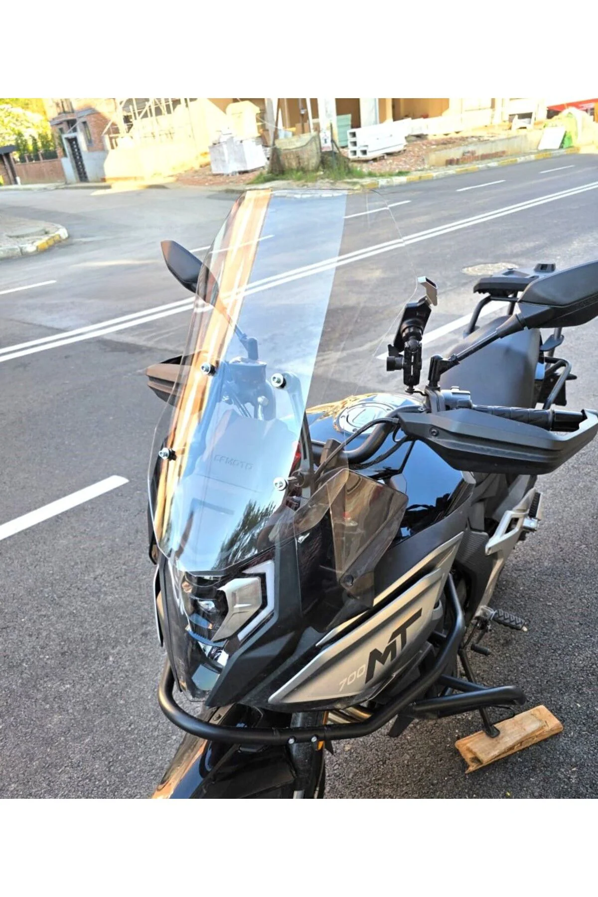 CF Moto 700 MT Ön Cam 2023-2026 Model 56cm Şeffaf Renkli 4mm