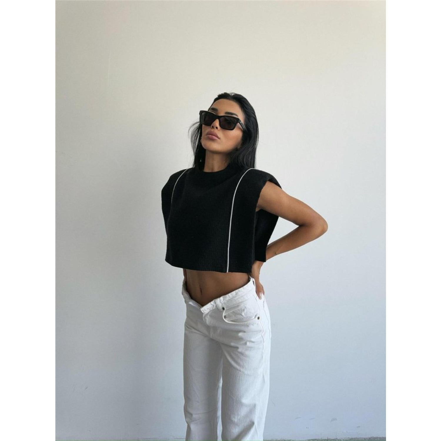 CHANEL VATKALI CROP BLUZ - Siyah