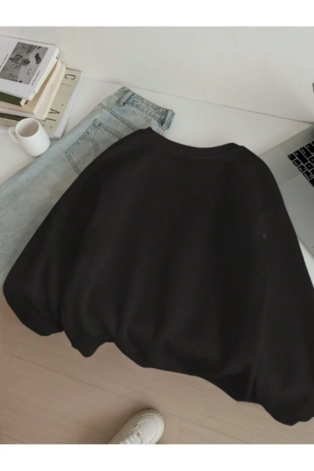 Cherry-Happy-Baskılı Siyah Bisiklet Yaka Sweatshirt - Oversize Un