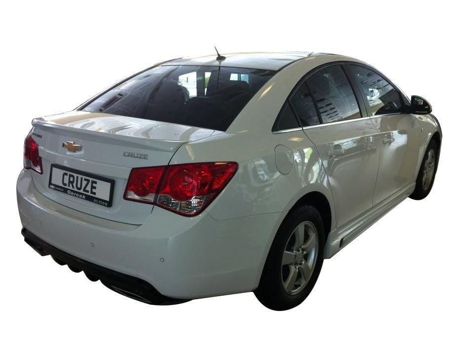 Chevrolet Cruze Uyumlu Sedan (2009 - 2016) Yan Marşpiyel Seti (Pl Chevrolet Cruze Uyumlu Sedan (2009 - 2016) Yan Marşpiyel Seti (Pl