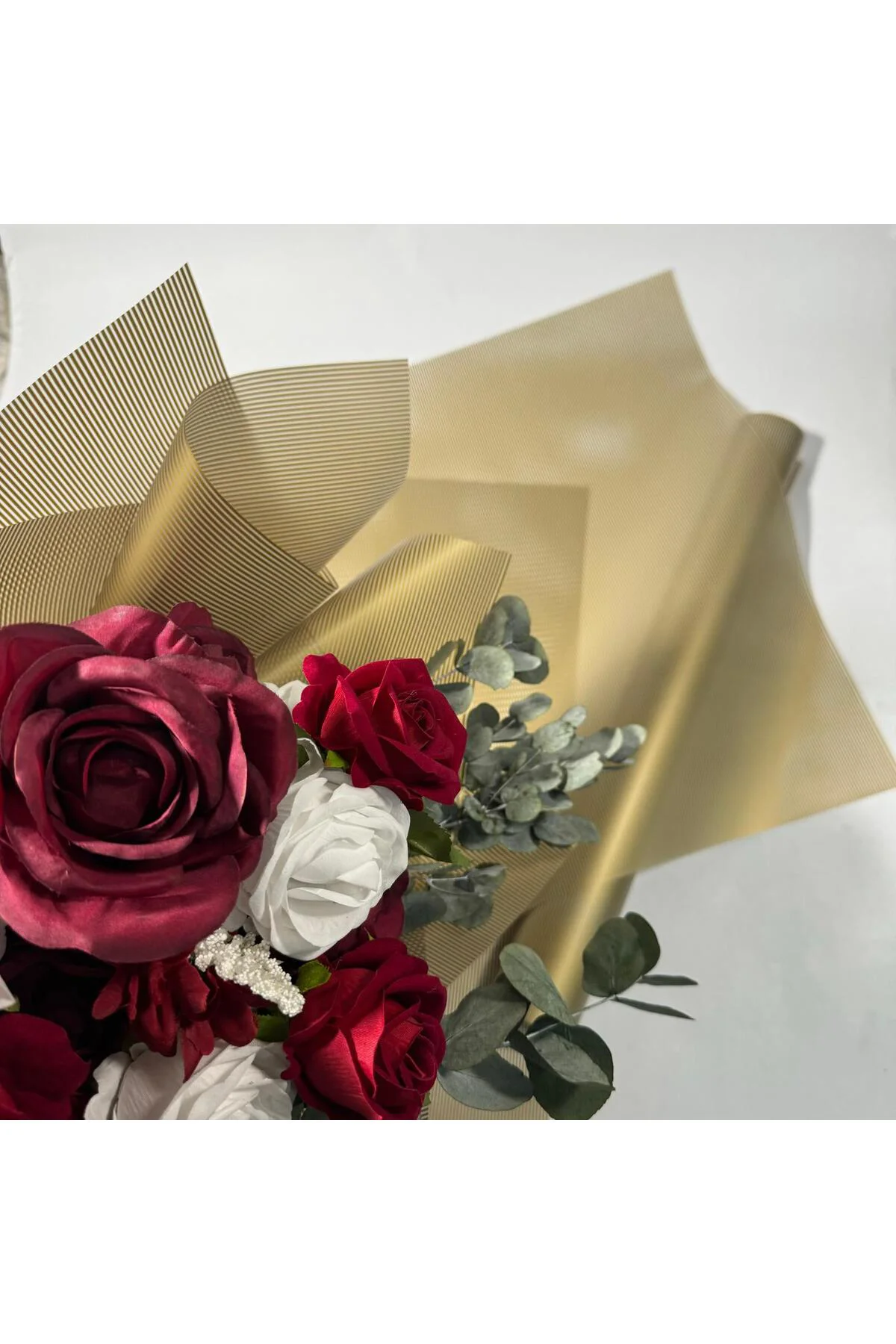 Çiçek Buket Ambalaj Jelatin Kağıdı (GOLD ÇİZGİLİ DESEN) Mat Opp 5