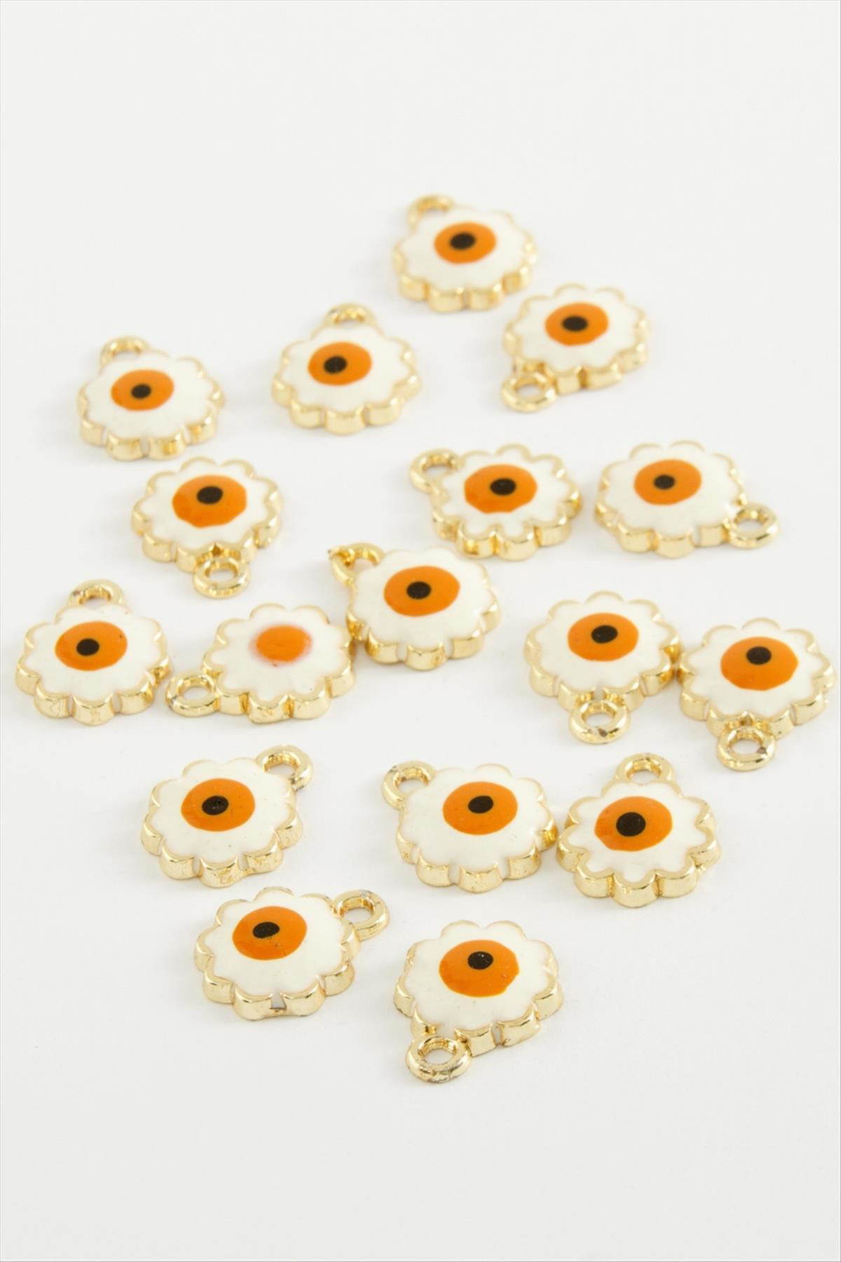 Çiçek Nazar Tek Kulplu Mineli Bileklik ve Kolye Ucu Aparatı 1 Ade