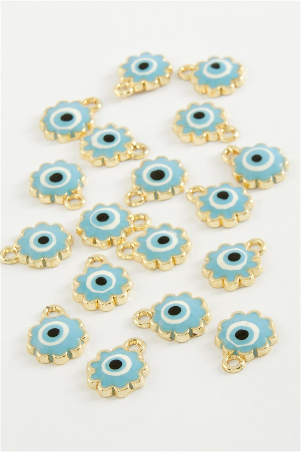 Çiçek Nazar Tek Kulplu Mineli Bileklik ve Kolye Ucu Aparatı 1 Ade