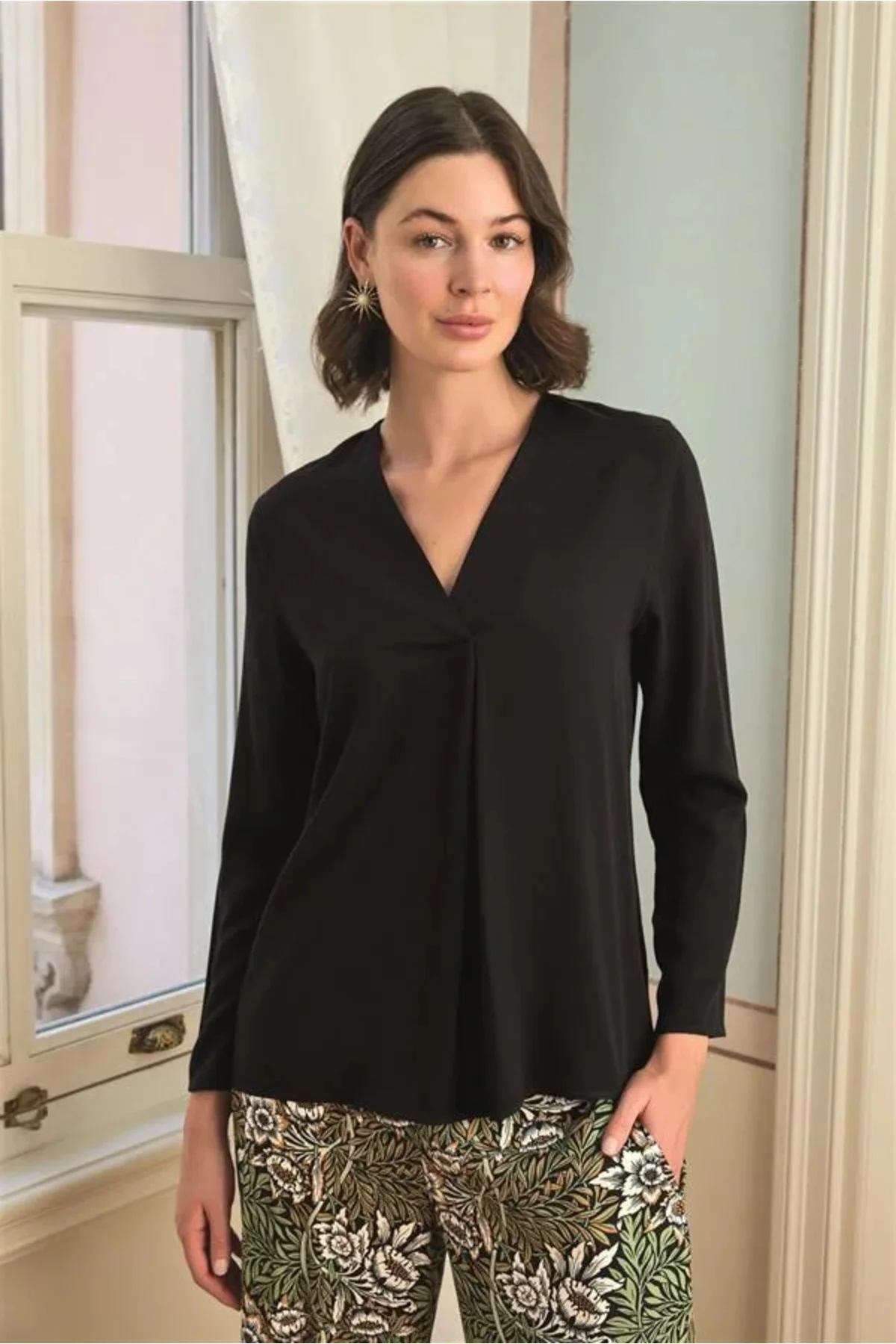 Çiçek Yaprak ve Etnik Desenli Uzun Kollu Pijama Takımı Fiyatı, Yorumları ve Özellikleri