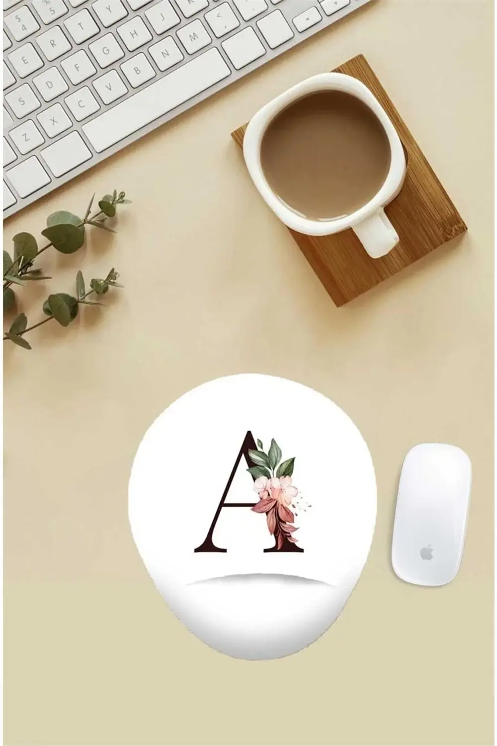 Çiçekli A Harfi Desenli Bilek Destekli Mouse Pad