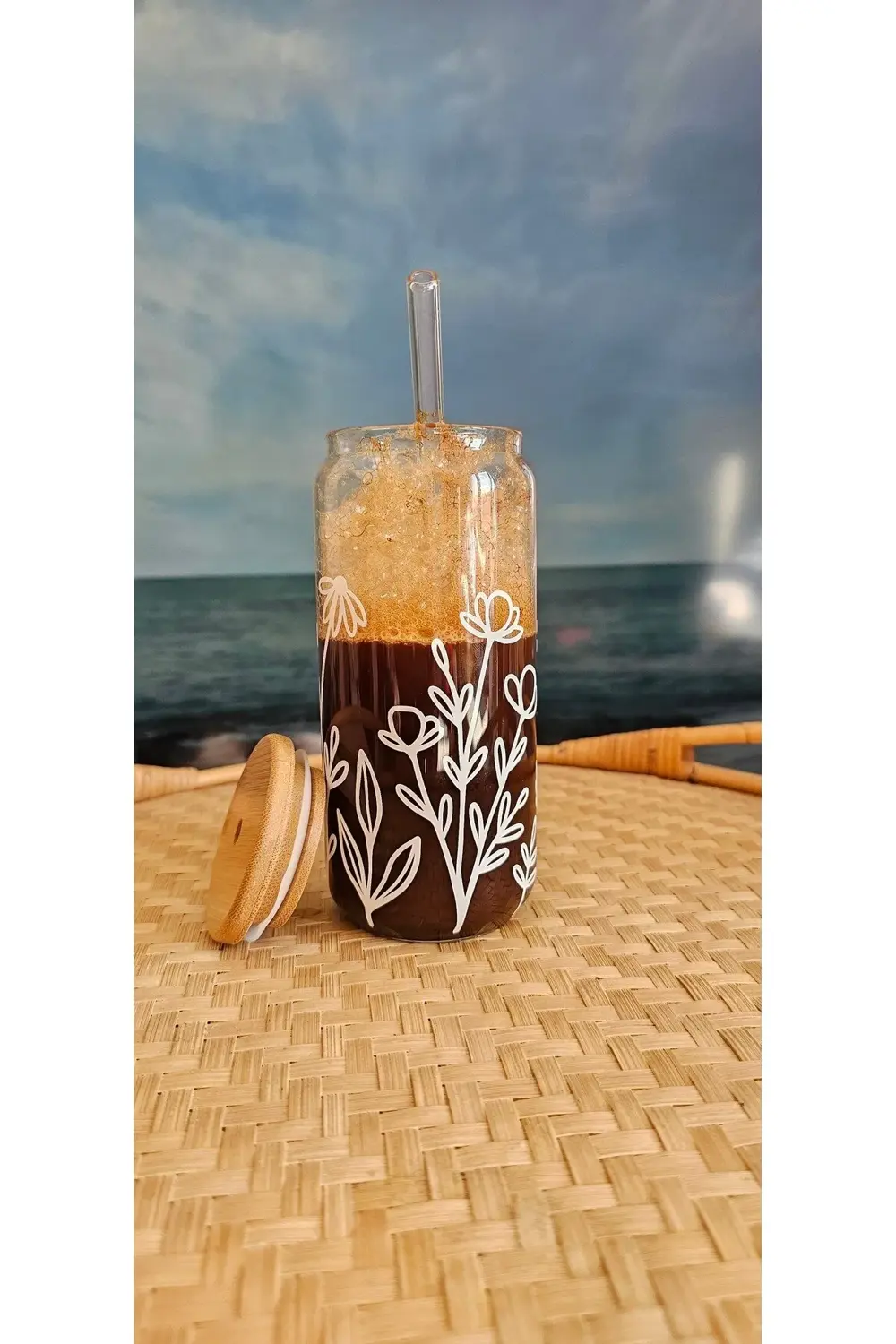 Çiçekli, bambu kapaklı, cam pipetli, cam bardak, 400ml