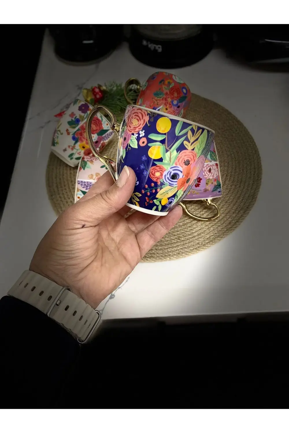 Çiçekli Lucia Porselen Kupa Tekli