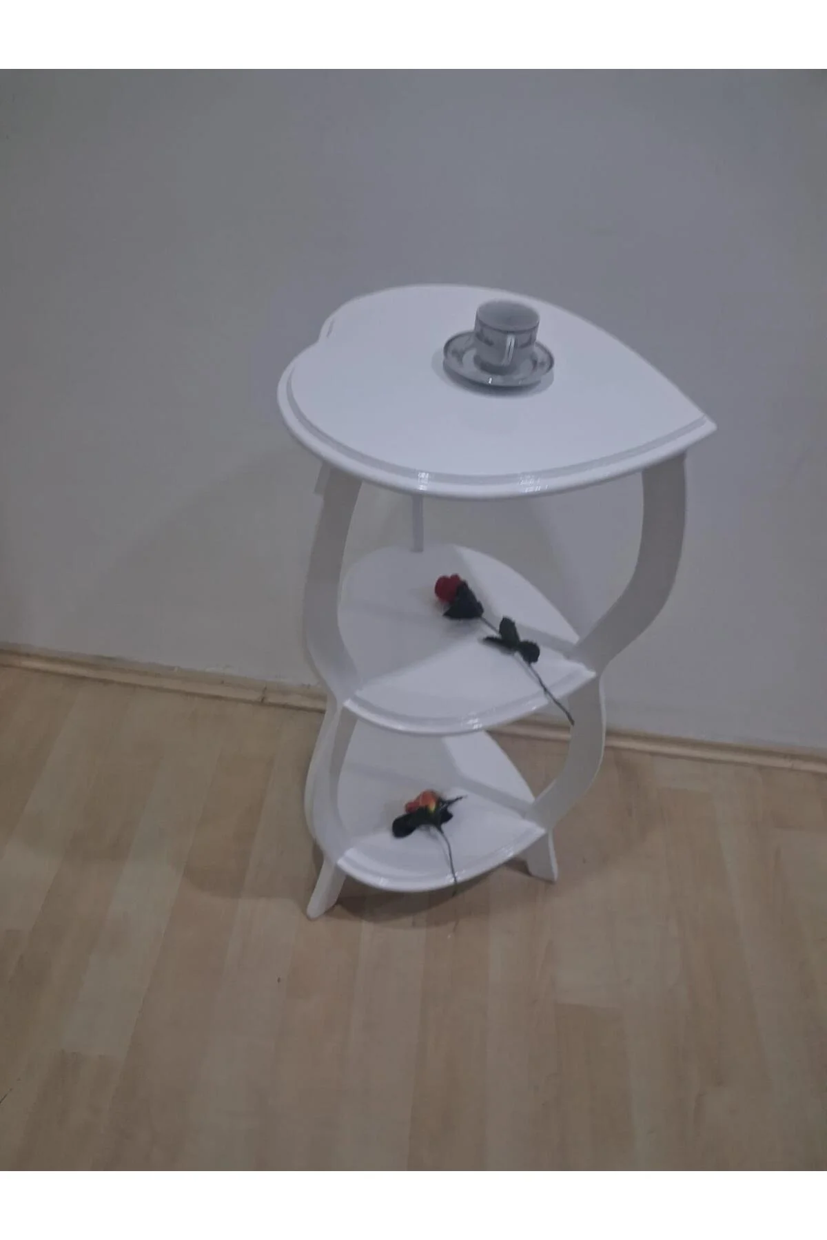 Çiçeklik Fiskos 90679 Çiçeklik Kalpli Model Mdf Parlak Ahşap Ayak Parlak Beyaz - Görsel 6