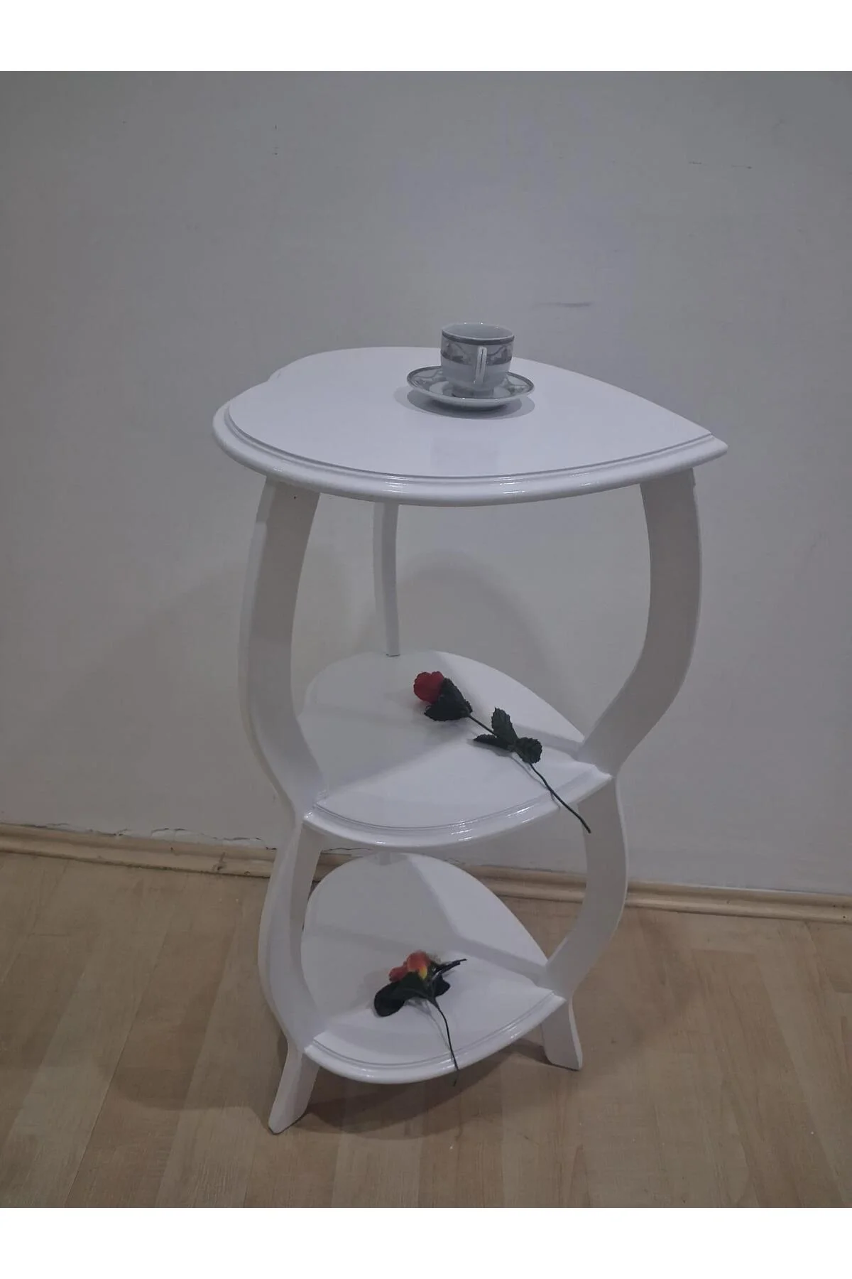 Çiçeklik Fiskos 90679 Çiçeklik Kalpli Model Mdf Parlak Ahşap Ayak Parlak Beyaz - Görsel 5