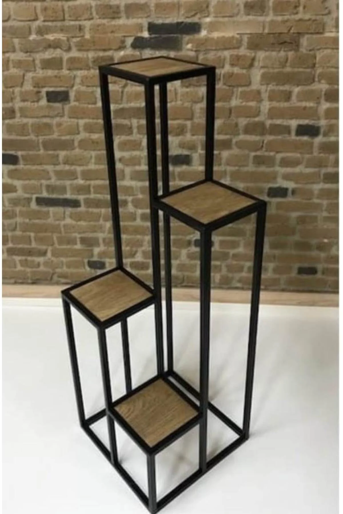 Çiçeklik Zlf 13547 Dekoratif Kule Model Metal Çelik Siyah Statik Boya Ahşap tabla Çiçeklik Zlf 13547 Dekoratif Kule Model Metal Çelik Siyah Statik Boya Ahşap tabla - Görsel 2