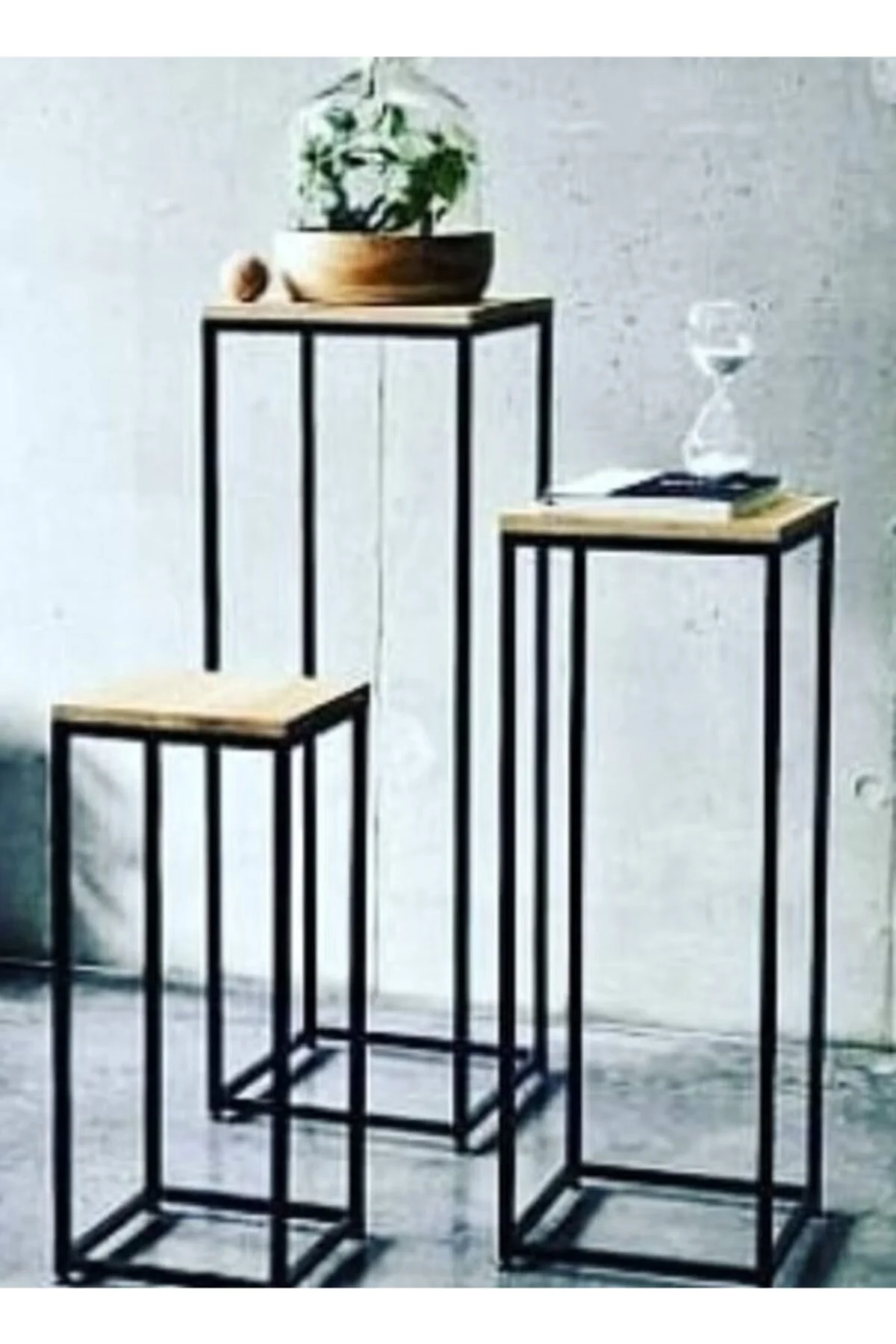 Çiçeklik Zlf Dekoratif Kule Model Metal Transmisyon Çelik Siyah Statik Boya El Yapım Çiçeklik Zlf Dekoratif Kule Model Metal Transmisyon Çelik Siyah Statik Boya El Yapım