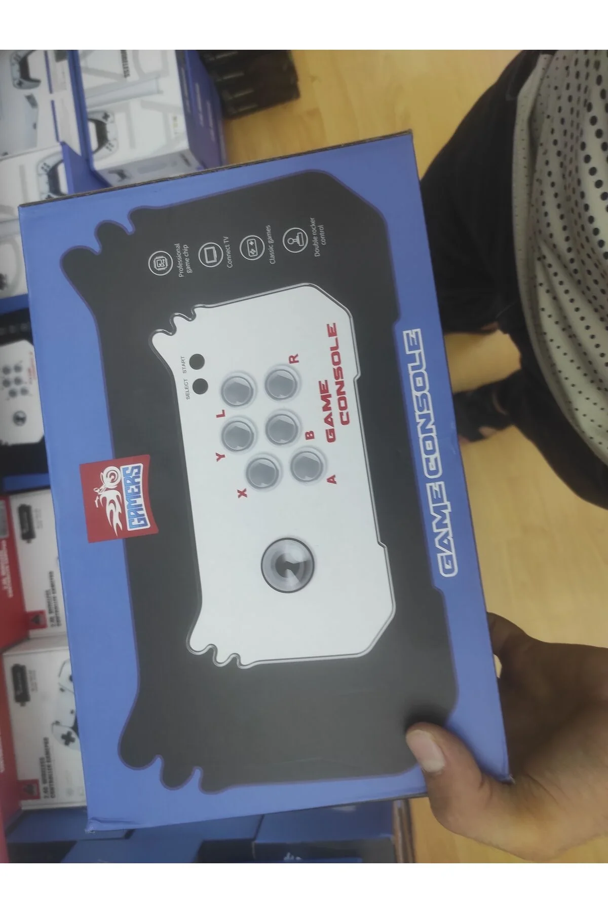 Çift kişilik kollu joystickli retro oyun konsolu oyunlu çok renkli bluetoothsuz - Elektronik