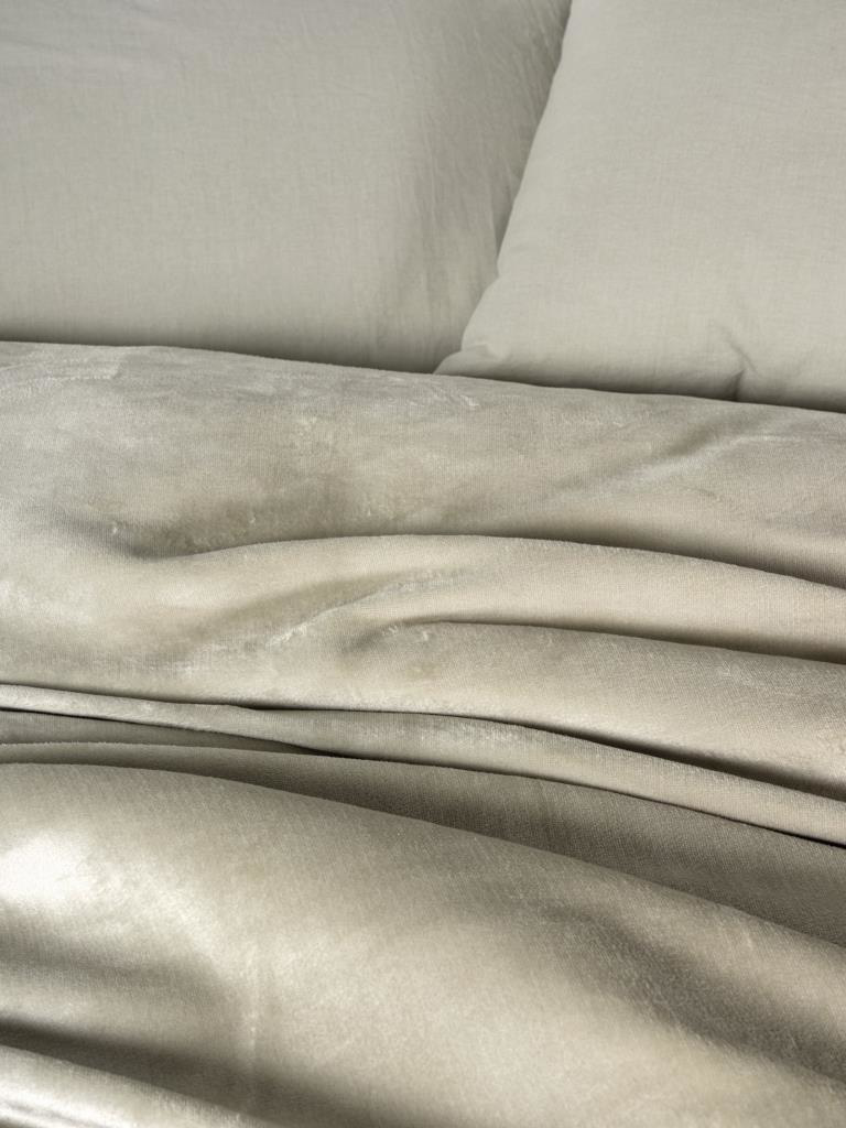 Çift Kişilik Nevresim Takımı Velvet Flossy Taş