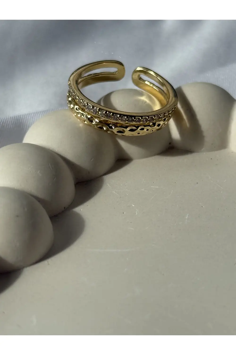 Atelier Emine Çift Sıra Gold Yüzük