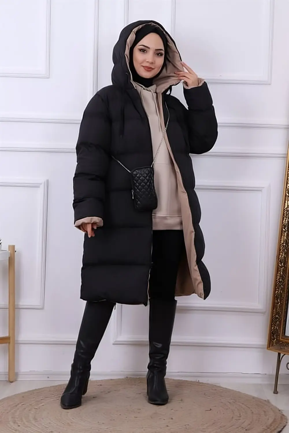 Çift Taraflı Giyilebilir Kapüşonlu Uzun Kadın Şişme Mont – Siyah/