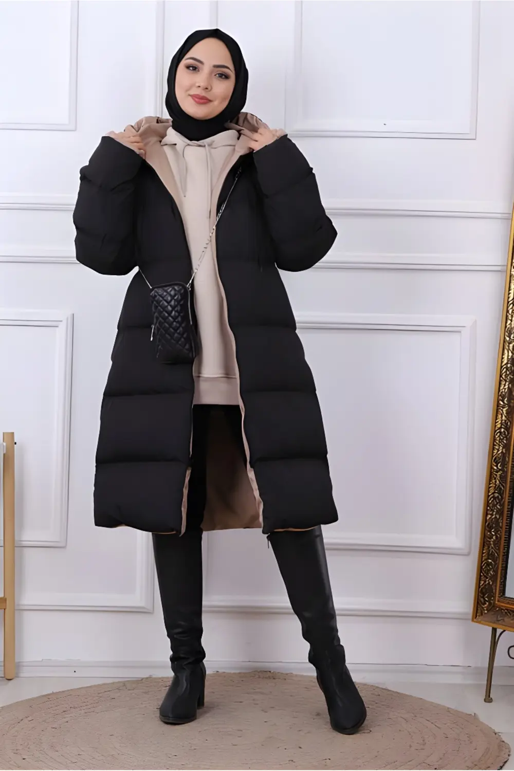 Çift Taraflı Giyilebilir Kapüşonlu Uzun Kadın Şişme Mont – Siyah/