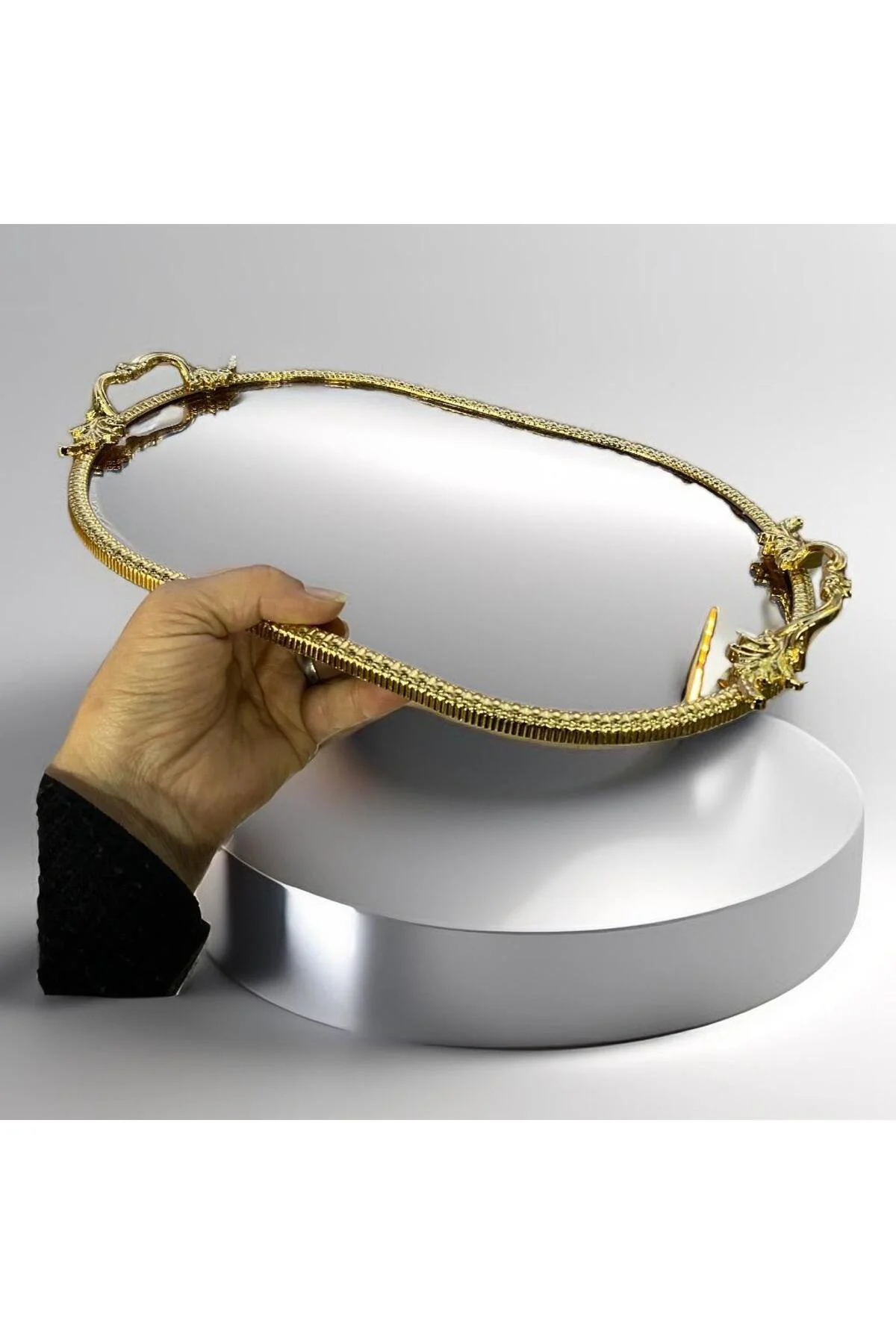 Çırağan Ayaksız Aynalı Oval Sunum Tepsisi 35cm