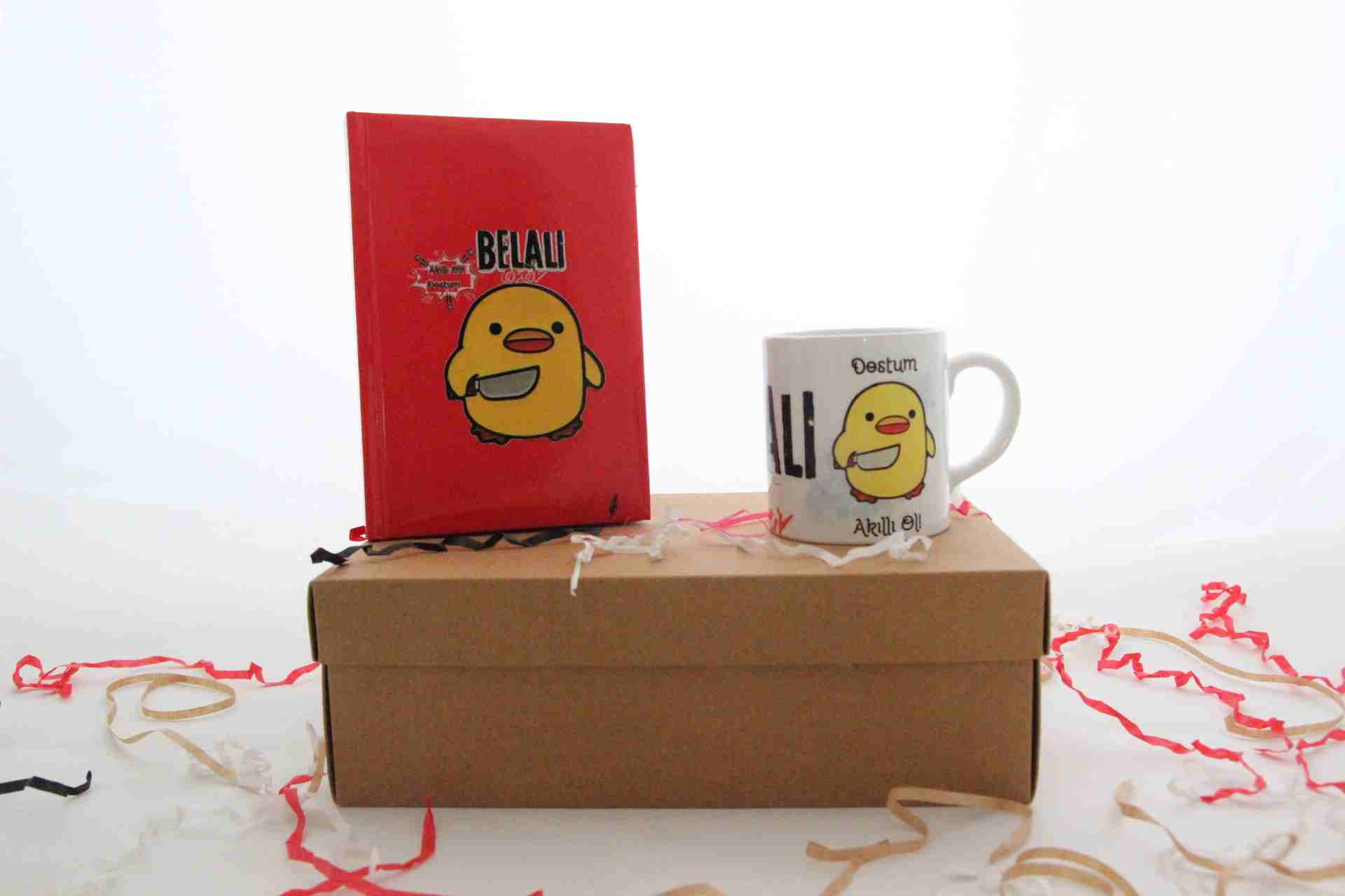 İhtiyaçavm Civciv Konsept Hediye Seti - Baskılı Defter Ve Kupa Bardak Hediye Kutusu