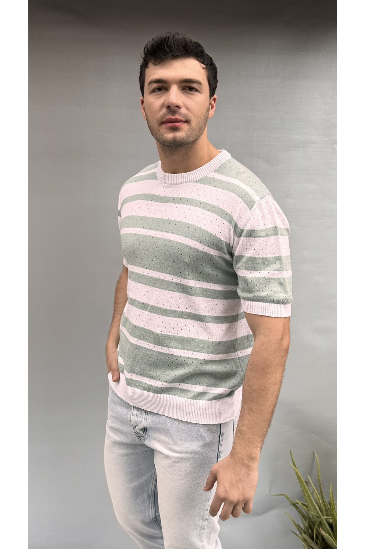 Casualmen32 Çizgi Detay Delikli Triko T-Shirt