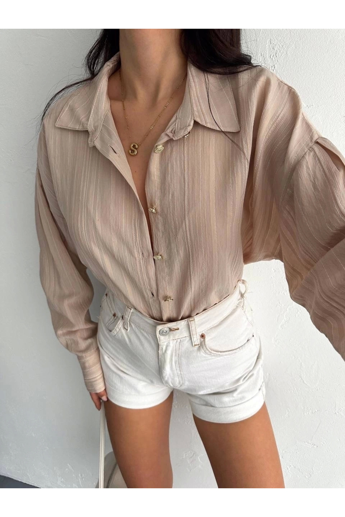 Çizgili oversize gömlek Çizgili oversize gömlek