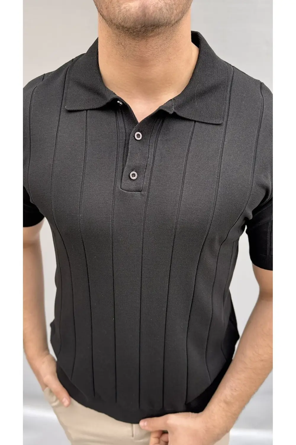 Çizgili Triko Yakalı T-shirt