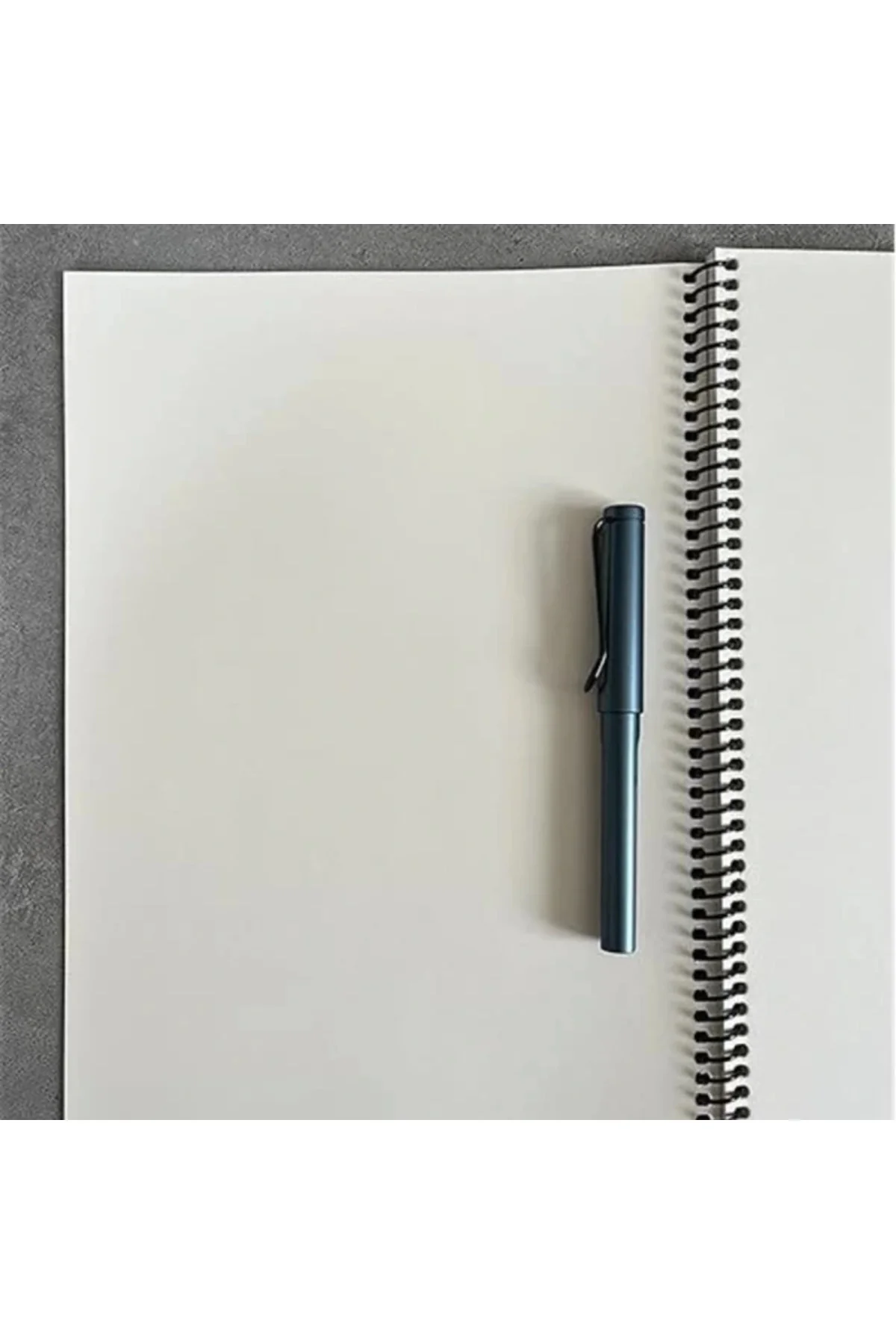 Çizgisiz Spiralli Not Defteri, A4 Boyut (21x29,7 cm), 60 Yaprak, 90gr. Ivory Kağıt