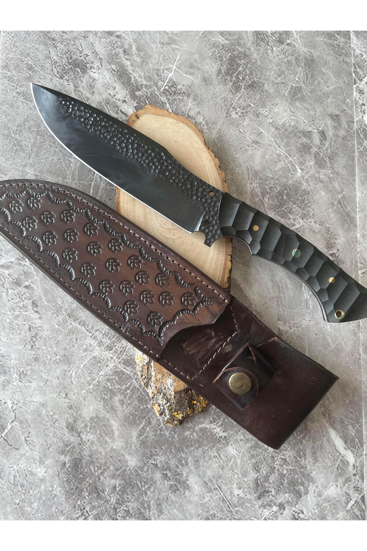 CK75 Çelik Kamp & Av Bıçağı – Siyah Kompakt Kabze, Özel Kılıflı, 