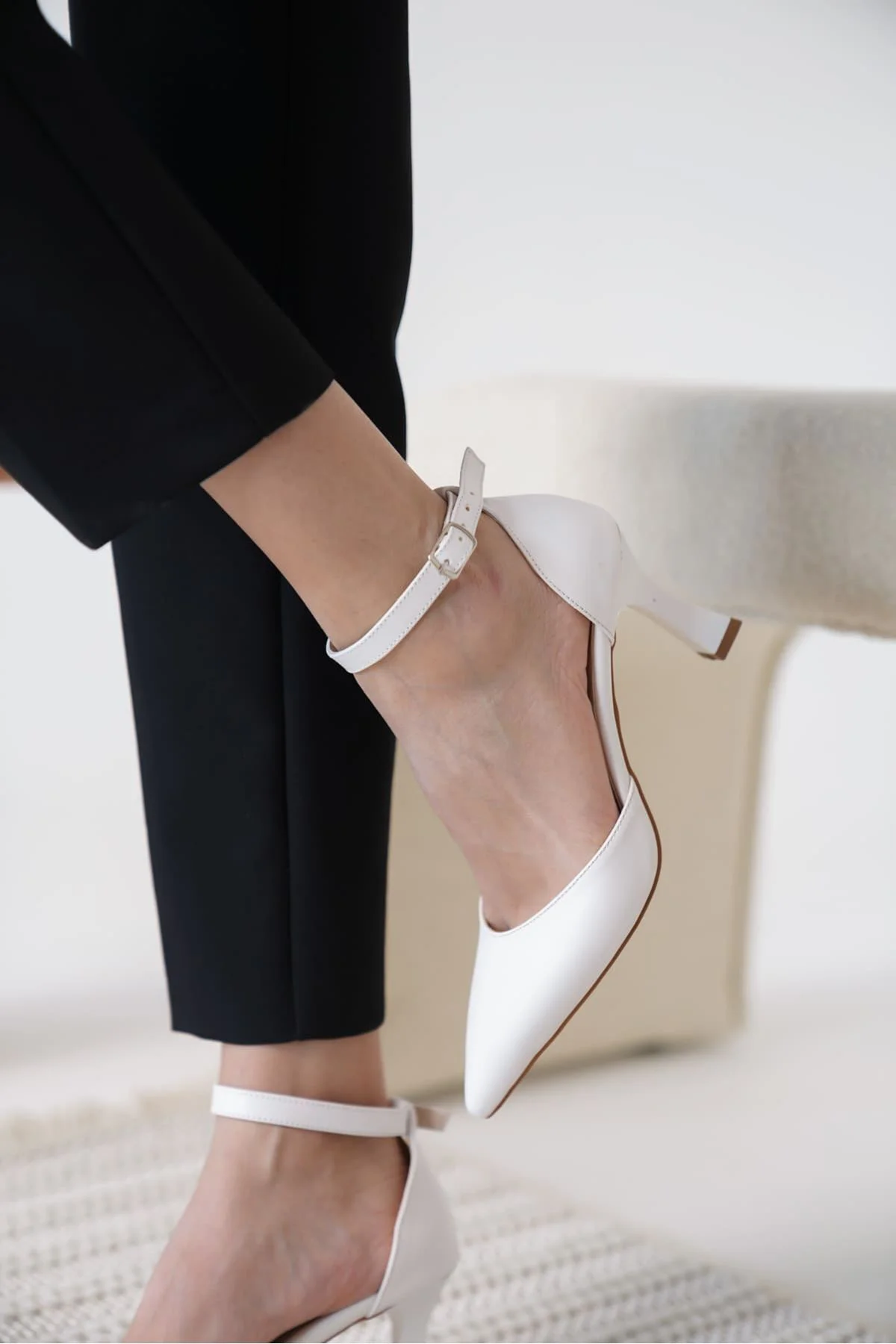 Clara Kadın Beyaz Topuklu Ayakkabı
