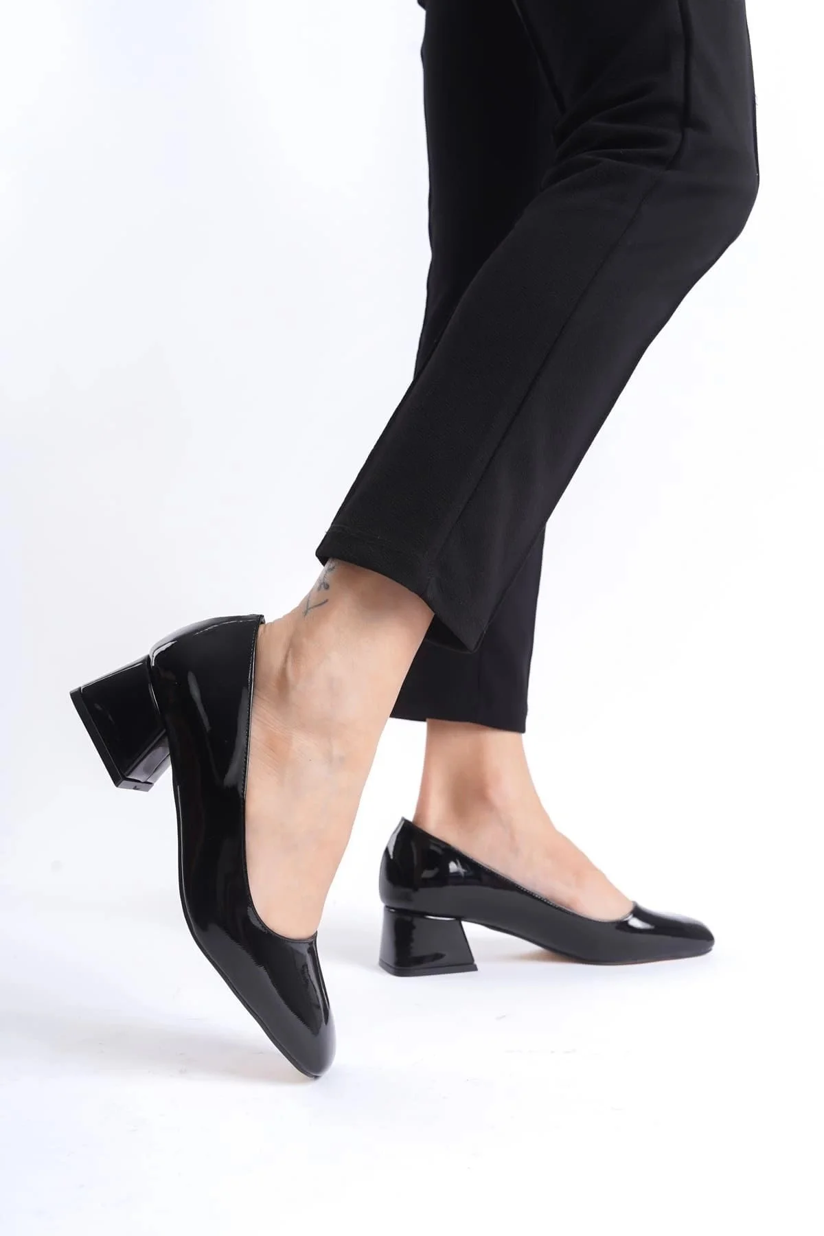 Clay Kadın Siyah Rugan Topuklu Ayakkabı