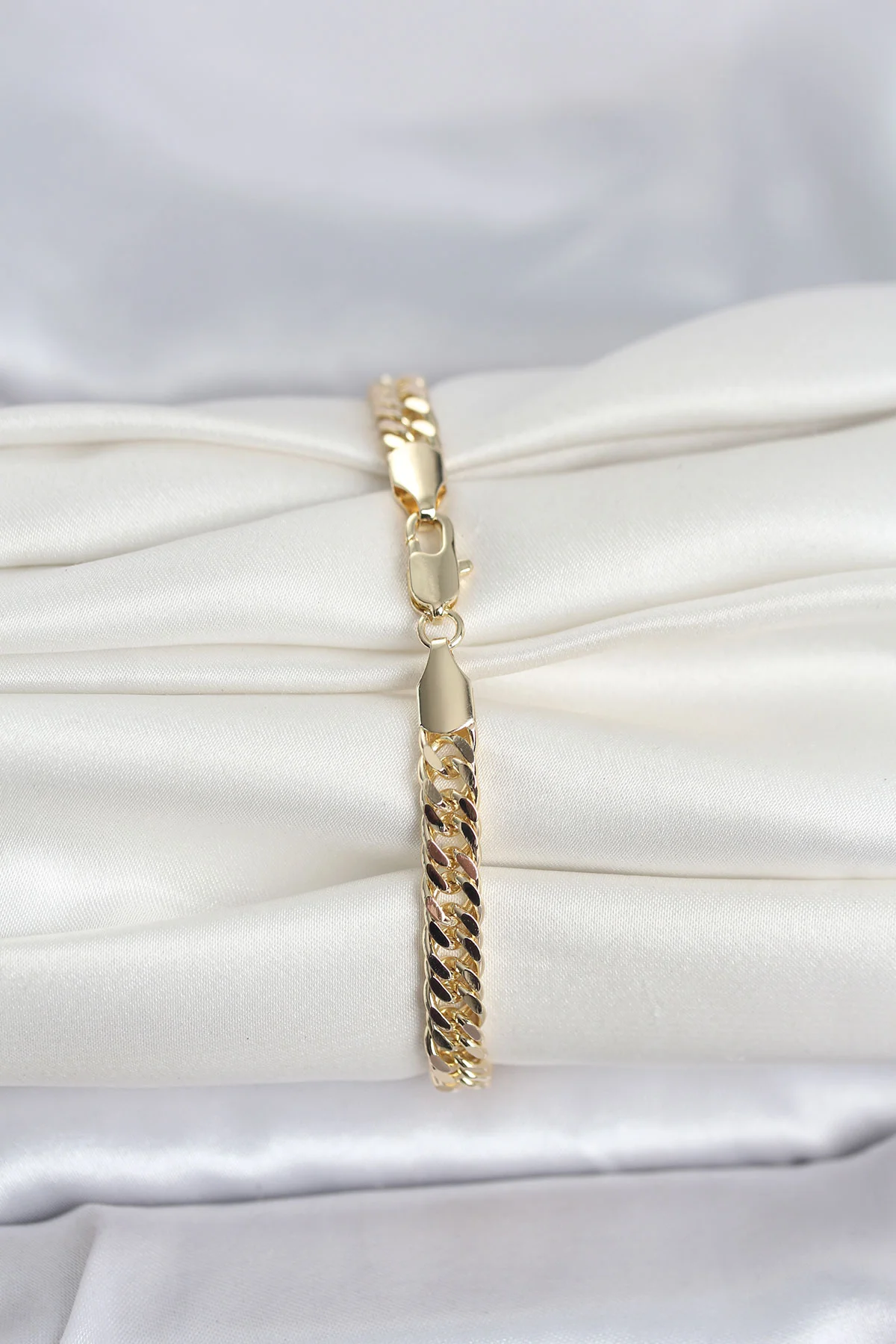 CM 14K Gold Renk Kalın Zincir Model Kadın Bilekliği 5886 - Günlük Şıklık
