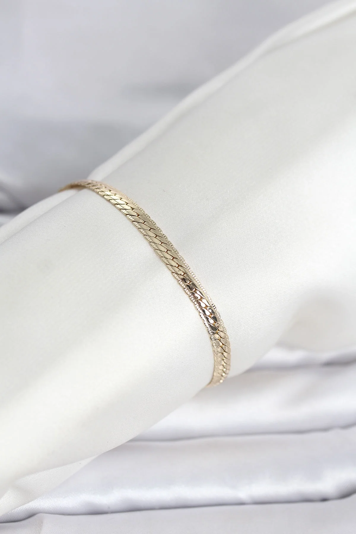 CM 14K Gold Renk Lazerli Yassı Zincir Model Kadın Bileklik Fiyatı, Yorumları ve Özellikleri