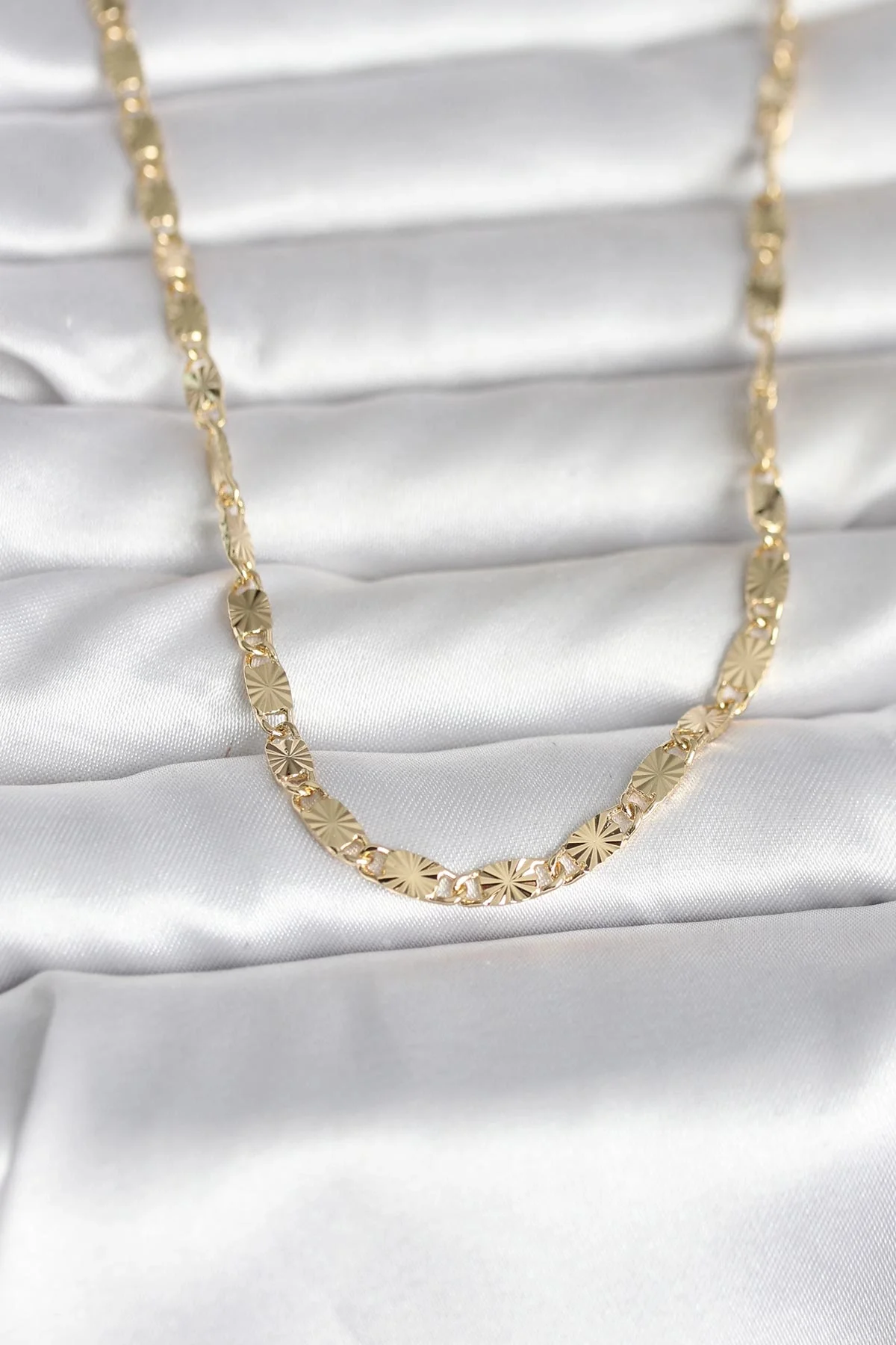 CM 14K Gold Renk Lazer Model 45 cm Kadın Kolye CM 14K Gold Renk Lazer Model 45 cm Kadın Kolye