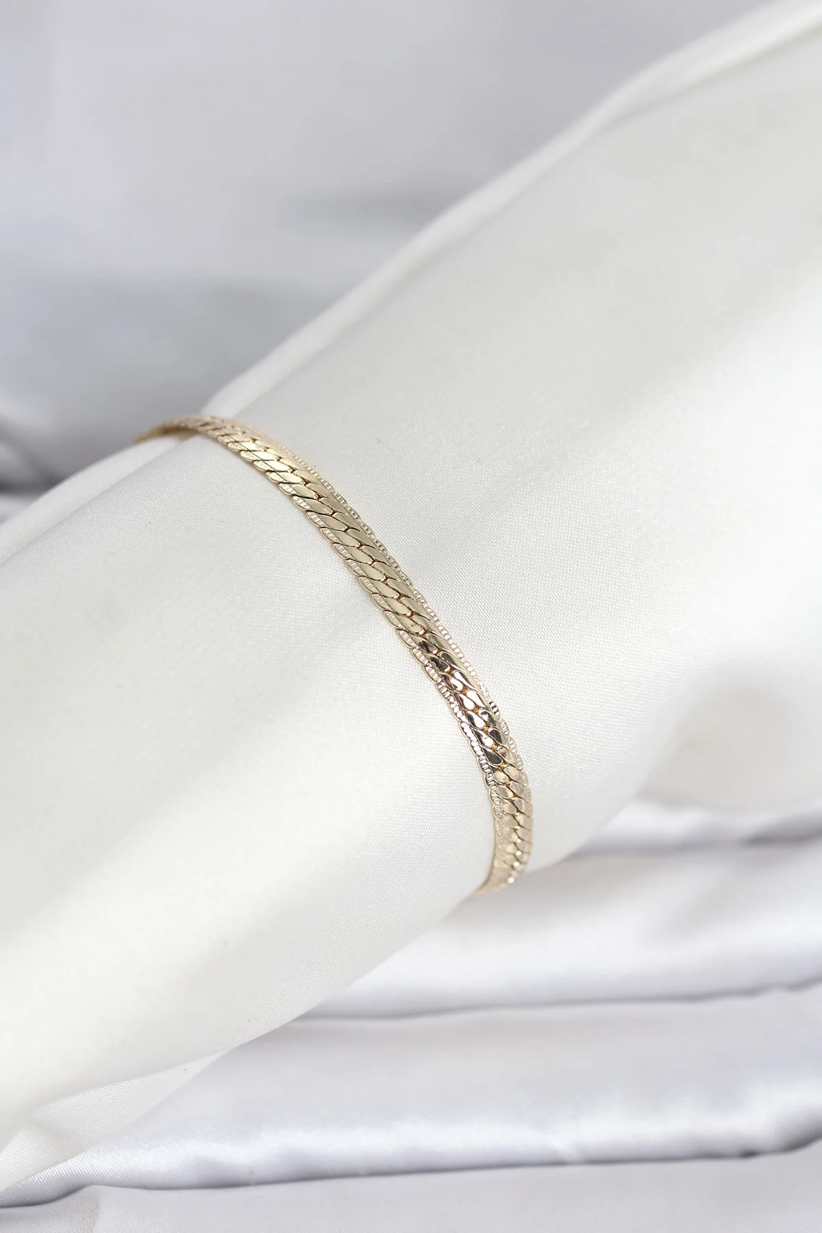 CM 14K Gold Renk Lazerli Yassı Zincir Model Kadın Bileklik - TJ-BB8295