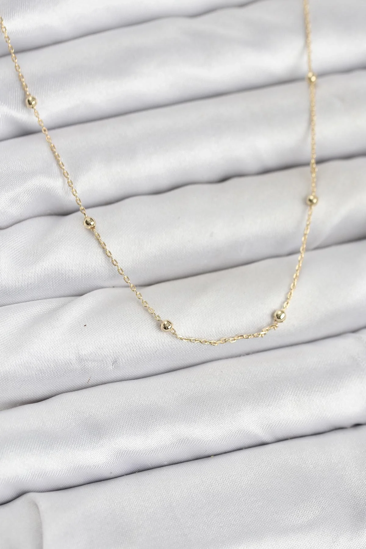 CM 14K Gold Renk Minik Top Zincirli Kadın Kolye CM 14K Gold Renk Minik Top Zincirli Kadın Kolye