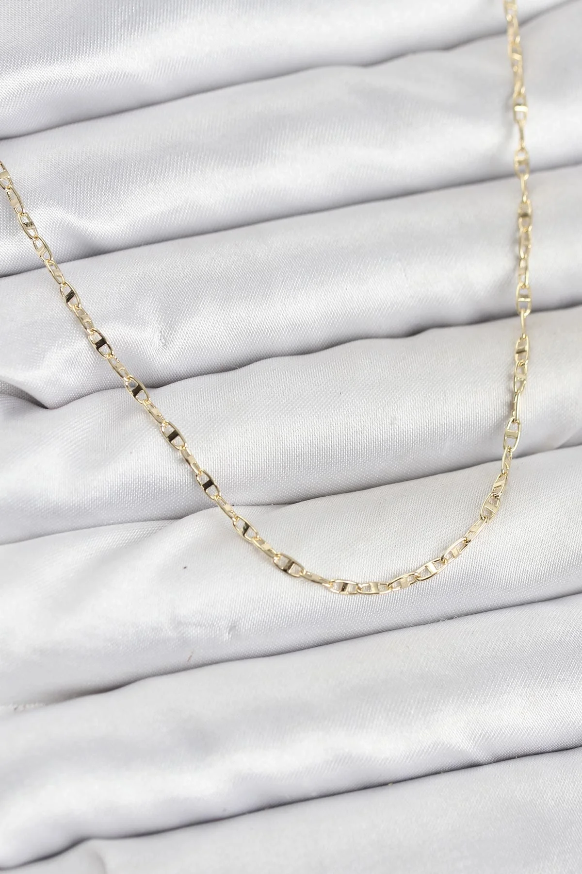 CM 14K Gold Renk Pirinç Gemi Zinciri Model Kadın Kolye
