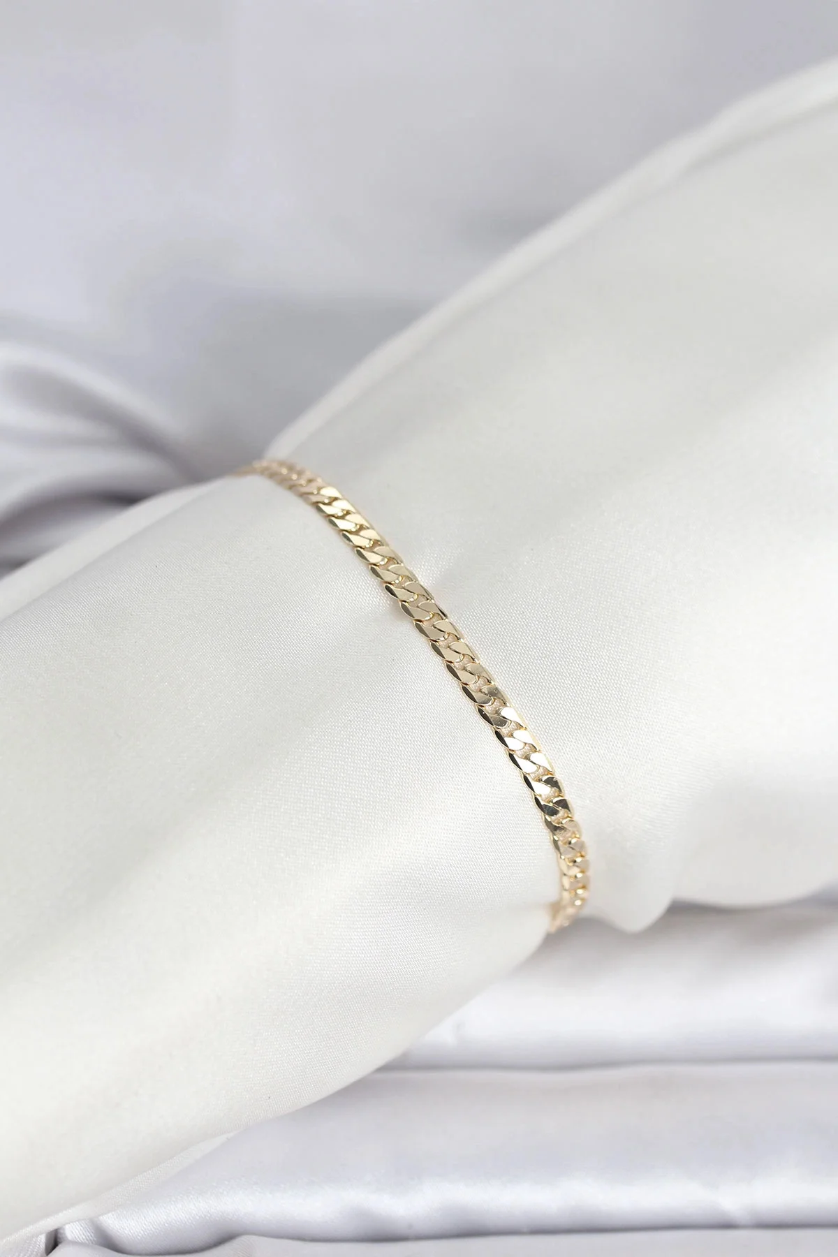 CM 14K Gold Renk Zincirli Model Kadın Bileklik
