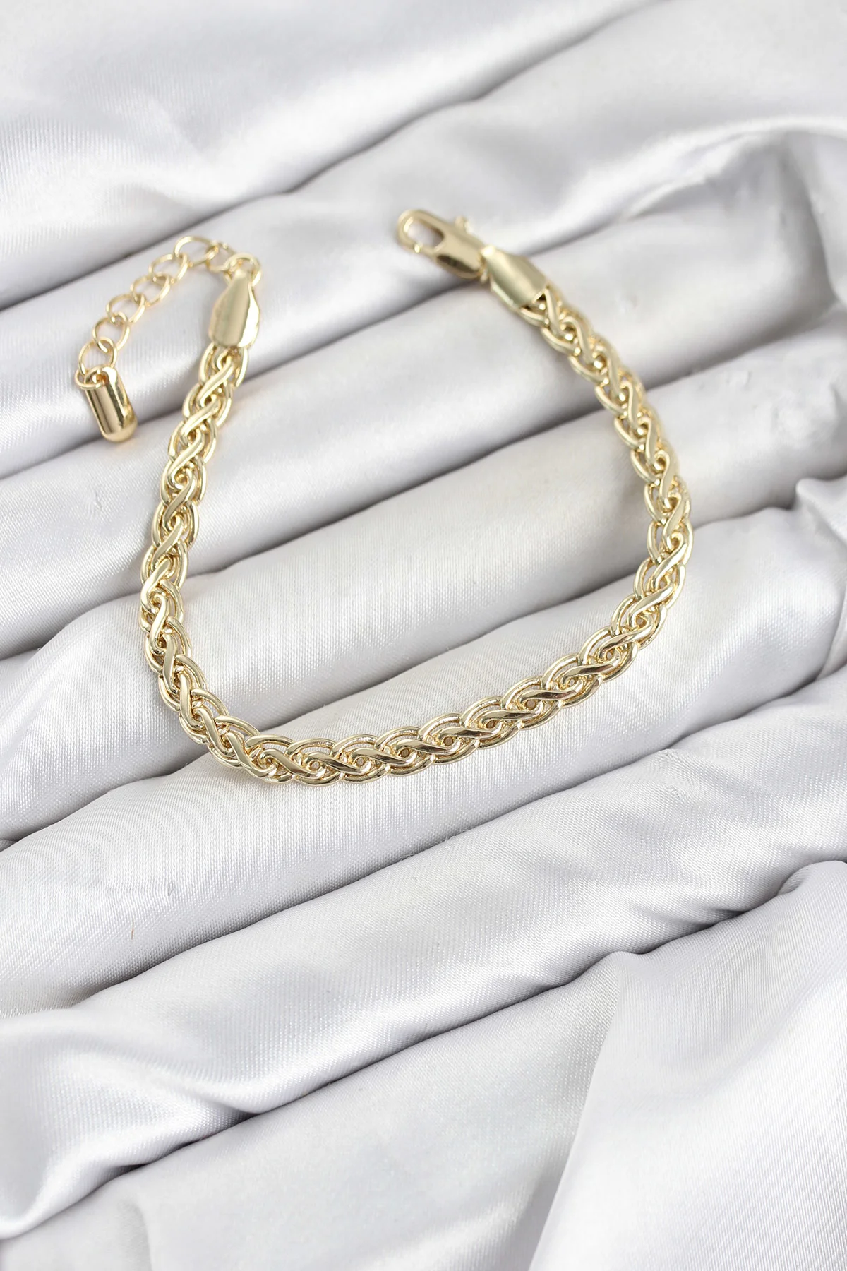 CM Singapur Zincir Model Gold Renk Pirinç Kadın Bileklik TJ-BB8593