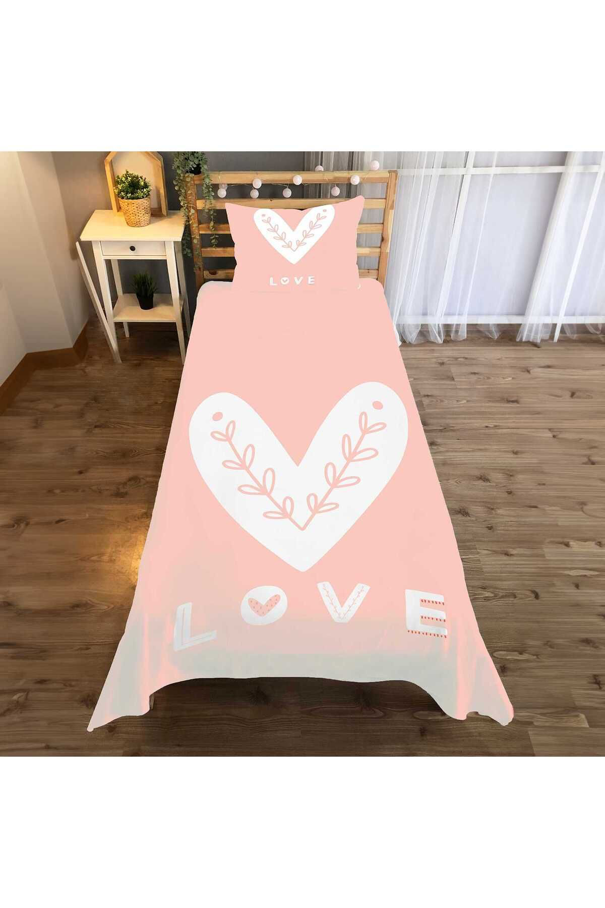 Evan Home Çocuk Odası Takım Perde (İki Kanat),Yatak Örtüsü,Yastık,Kırlent ,Halı,