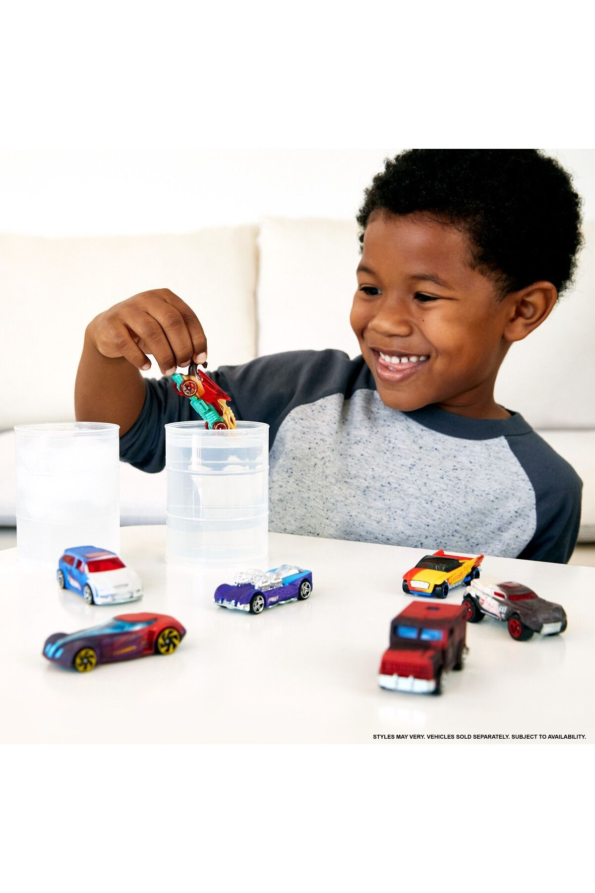 Hot Wheels Çocuk Süper Renkli Renk Değiştiren Araçlar Tekli Paket - How Whee