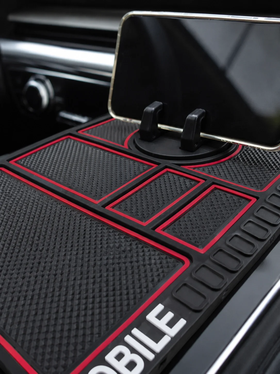 Çok Bölmeli Araç İçi Organizer Mat Kaydırmaz Silikon Telefon Tutuculu Tasarım