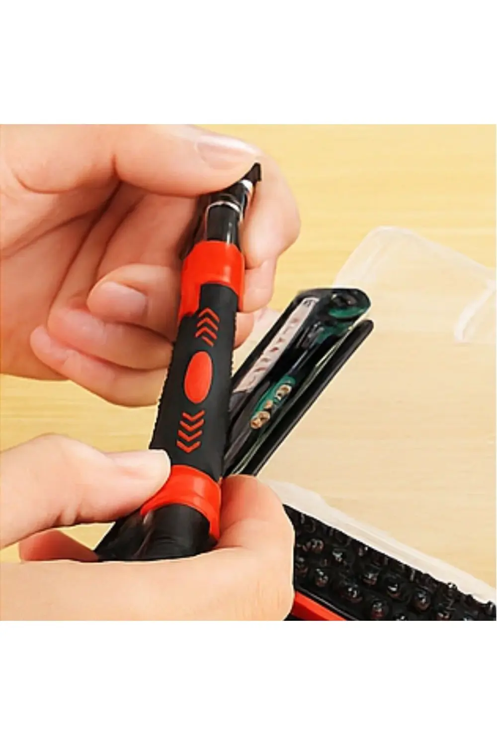 ® Çok Fonksiyonlu Manyetik Uçlu 52'si 1 Arada 42 Uçlu Saatçi Torn