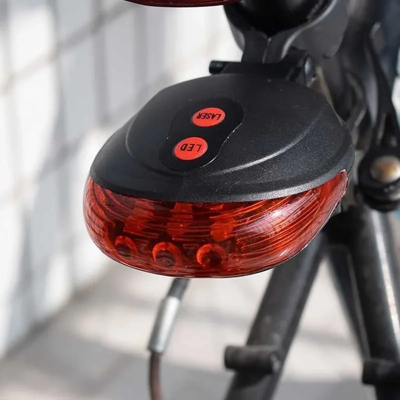 Çok Fonksiyonlu Pilli Bisiklet Led Lazer Işığı Arka Stop Lambası Çok Fonksiyonlu Pilli Bisiklet Led Lazer Işığı Arka Stop Lambası