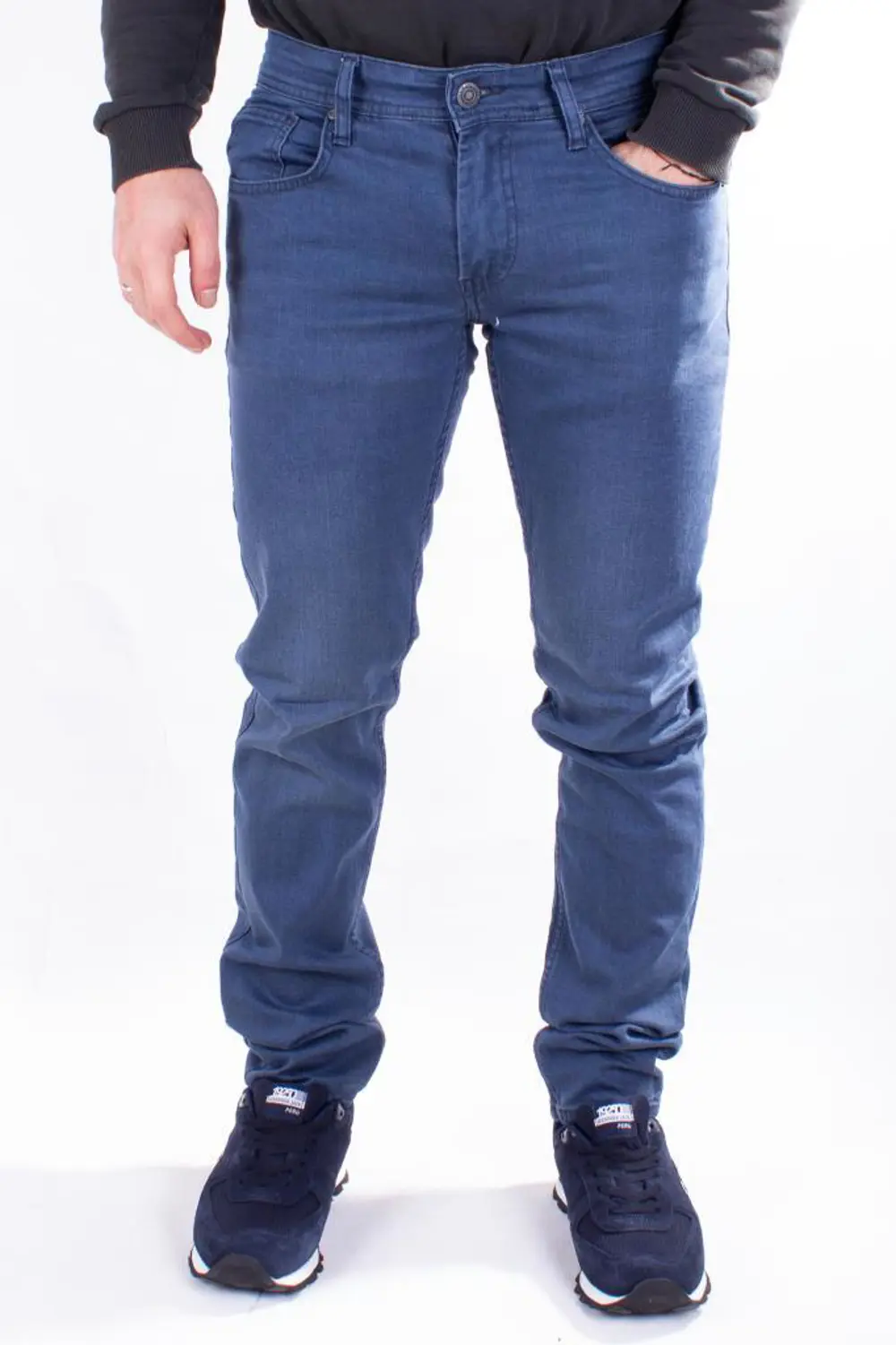 Colt Jeans Perm 9133-199 Mavi Düşük Bel Dar Paça Erkek Jeans Pan Colt Jeans Perm 9133-199 Mavi Düşük Bel Dar Paça Erkek Jeans Pan